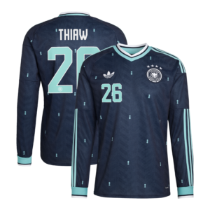 DFB Auswärtstrikot 2026 - Langarm mit Aufdruck Thiaw 26